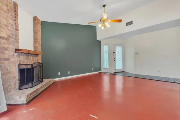 5703 W Gate BLVD #B, Austin, TX 78745