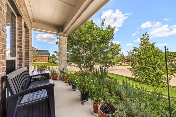5804 Blackstone DR, Temple, TX 76502