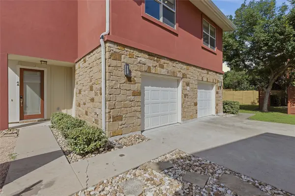 4124 Valley View RD #4A, Austin, TX 78704