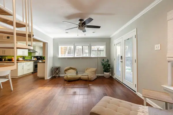 1711 Deerfield DR, Austin, TX 78741