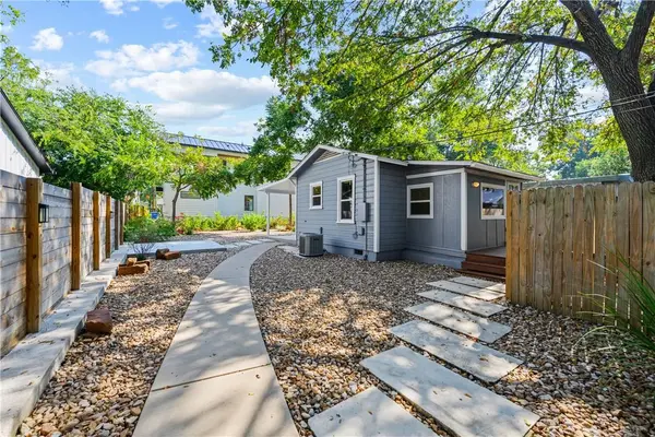 1700 Cullen Ave #B, Austin, TX 78757