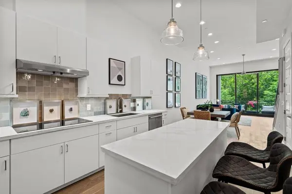 2505 Bluebonnet Ave #12, Austin, TX 78704