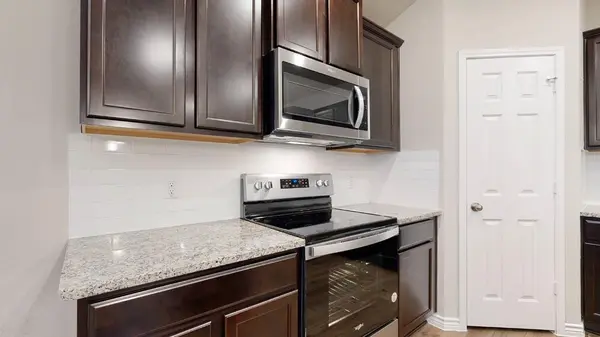 428 Creekfall RD, Burnet, TX 78611