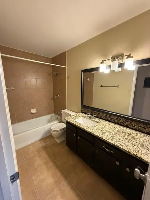 202 E 45th ST #304, Austin, TX 78751
