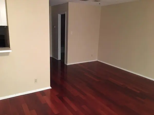 202 E 45th ST #304, Austin, TX 78751