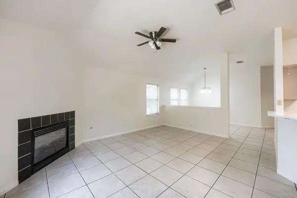 409 Willowbrook DR, Hutto, TX 78634