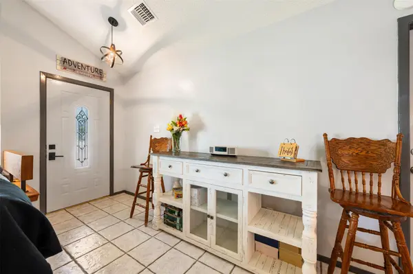 7805 Wakefield DR, Austin, TX 78749