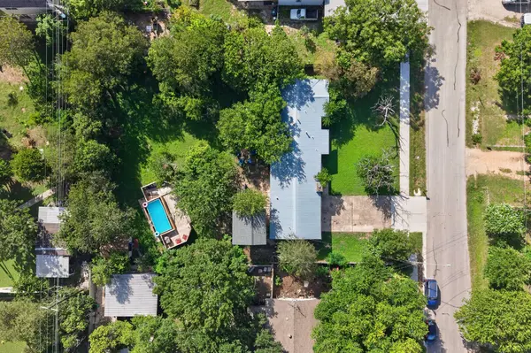1100 Neans DR, Austin, TX 78758