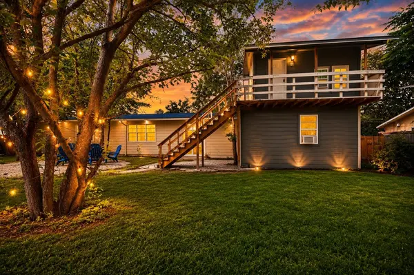 1100 Neans DR, Austin, TX 78758