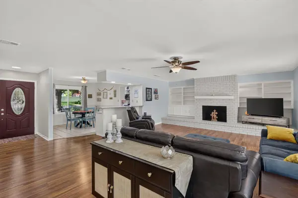 206 Corder LN, Burnet, TX 78611