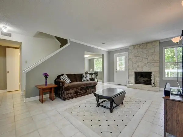 8421 Spring Valley DR, Austin, TX 78736