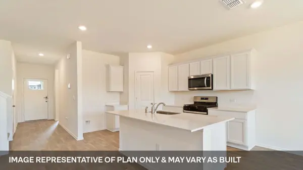 358 Villa Bisono ST, Bastrop, TX 78602