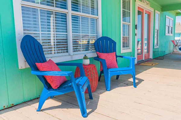 402 Seashell DR, Surfside Beach, TX 77541