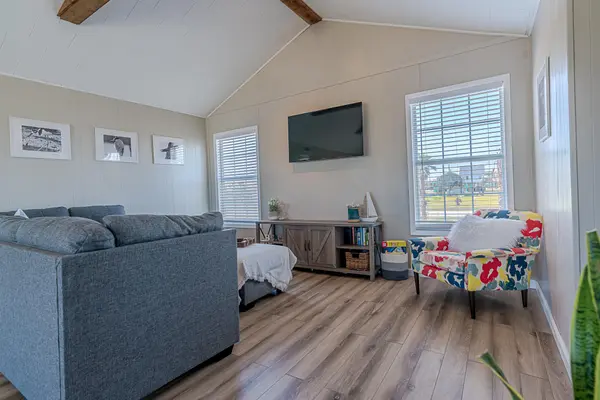 402 Seashell DR, Surfside Beach, TX 77541