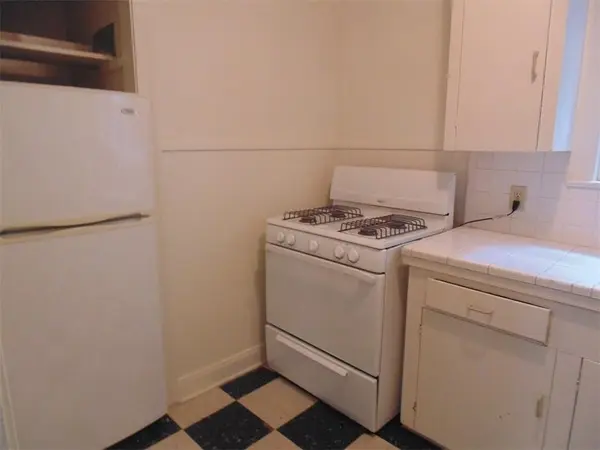 912 W 22nd 1/2 ST #I, Austin, TX 78705