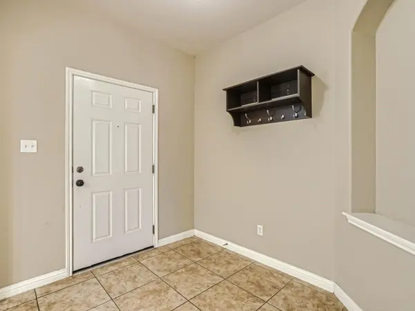 210 Arrowhead TRL, Cedar Park, TX 78613