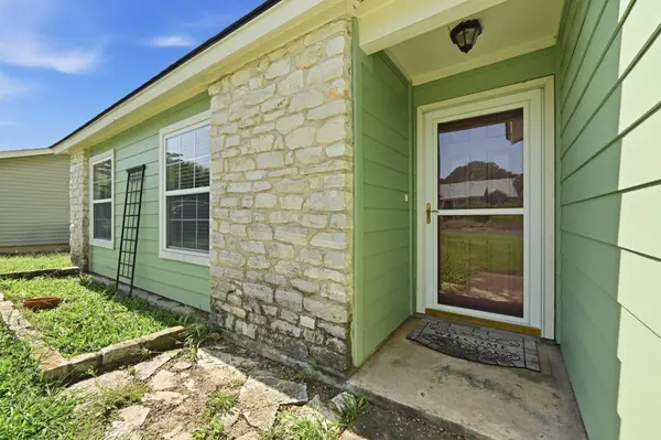 5509 Porsche LN, Austin, TX 78749