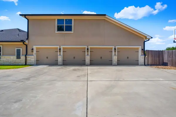 8451 Spring Creek LOOP, Salado, TX 76571