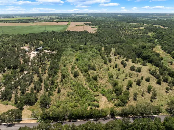 18101 Albert Voelker RD, Elgin, TX 78621