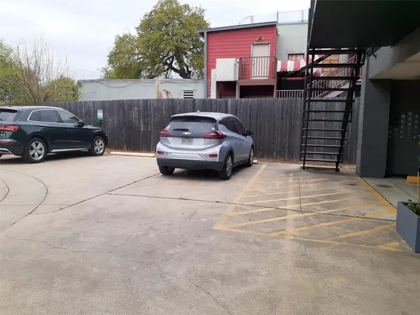 2020 S Congress Ave #1202, Austin, TX 78704