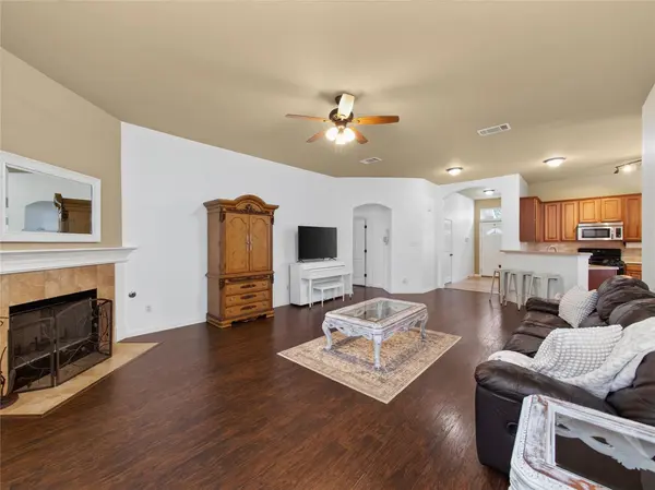 803 Broken Trace CT, Round Rock, TX 78665