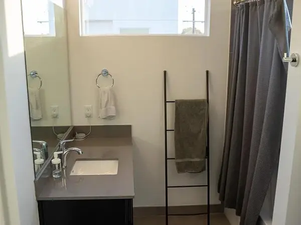 505 Tillery ST #8, Austin, TX 78702