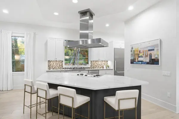 3210 Lacevine LN, Austin, TX 78735