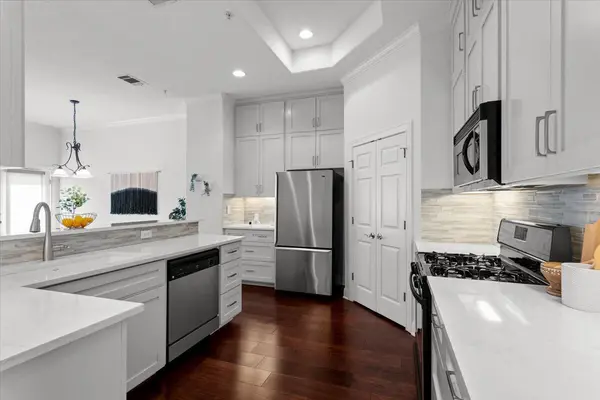 10300 Morado CV #903, Austin, TX 78759