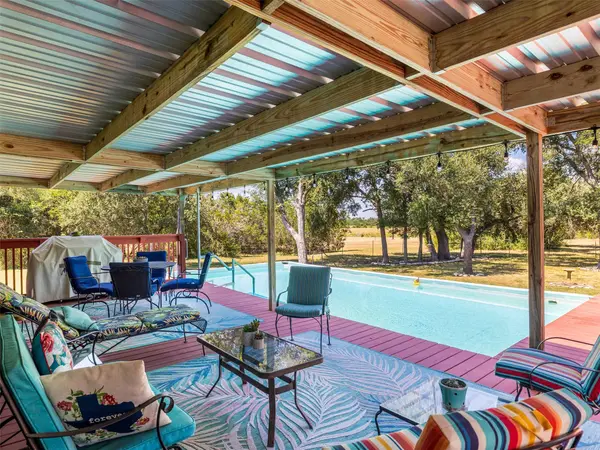 1320 Highway 138, Florence, TX 76527