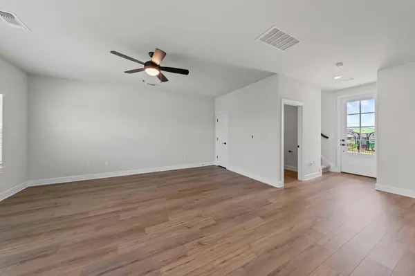 9320 Gladsome PATH, Manor, TX 78653