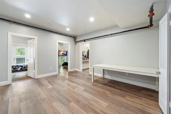 201 W 31st ST #B, Austin, TX 78705