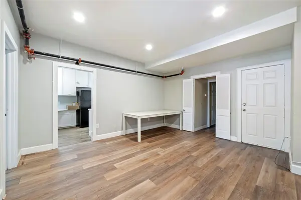 201 W 31st ST #B, Austin, TX 78705