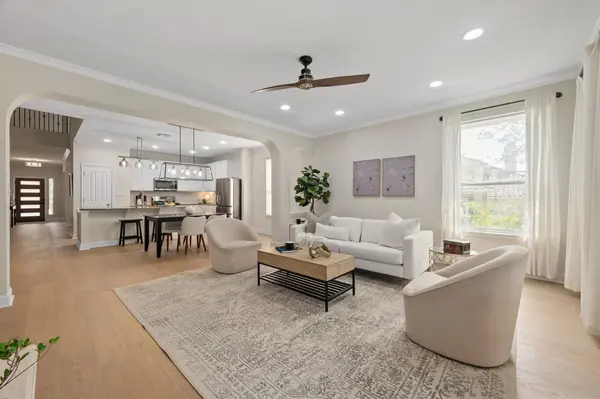 14429 American Kestrel DR, Austin, TX 78738