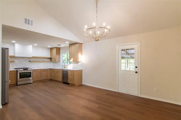 1635 Lakeview DR, Canyon Lake, TX 78133