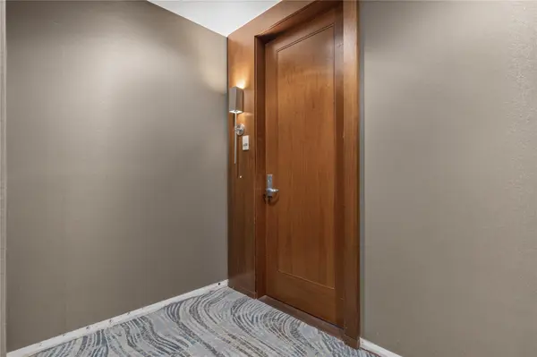 200 Congress Ave #28SW, Austin, TX 78701