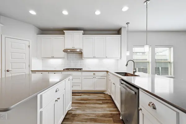 8816 Mina DR, Austin, TX 78747