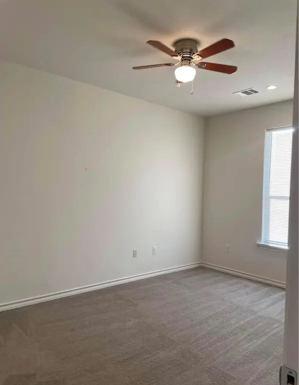 10342 Doyle RD #2C, Del Valle, TX 78617
