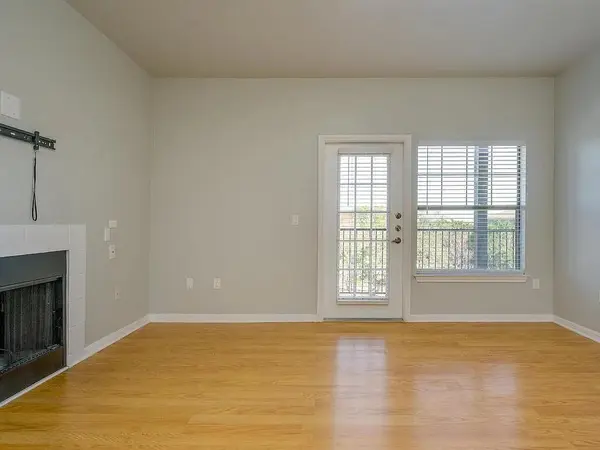 2320 Gracy Farms LN #932, Austin, TX 78758