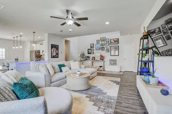 12413 Ostrich TRL, Manor, TX 78653