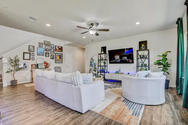 12413 Ostrich TRL, Manor, TX 78653
