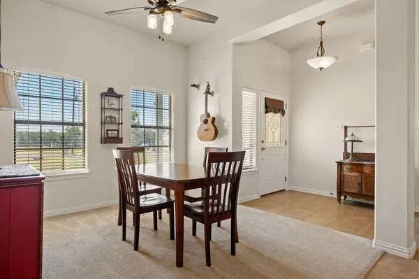 115 Independence DR, Liberty Hill, TX 78642
