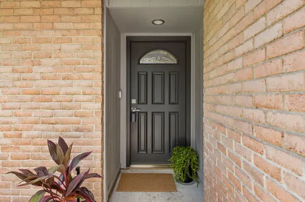 12101 Missel Thrush CT, Austin, TX 78750