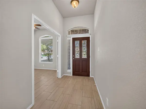 1916 Golden Arrow Ave, Cedar Park, TX 78613