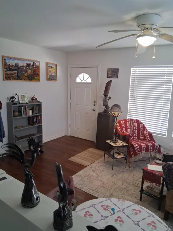 1119 Mark ST #D, Austin, TX 78721