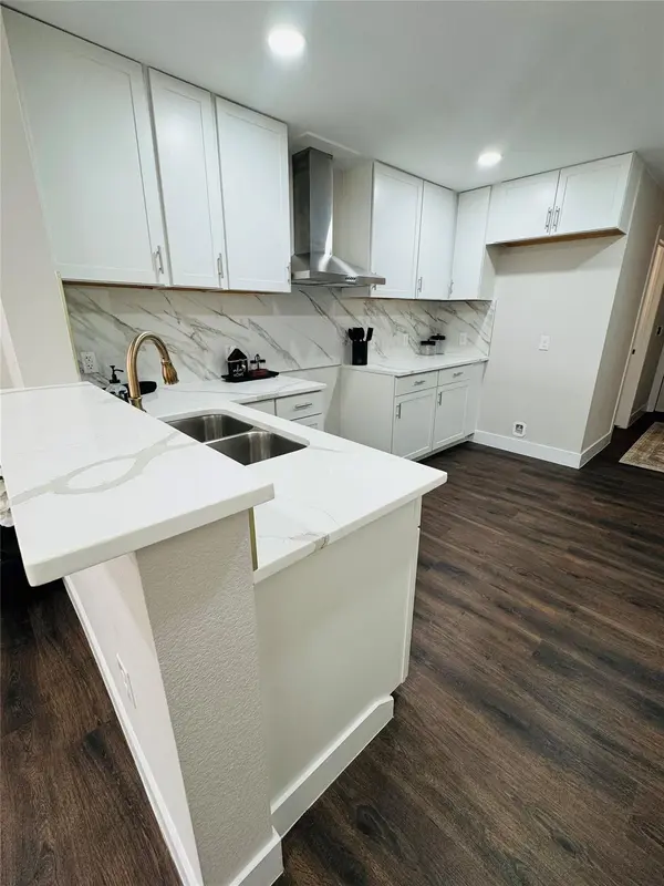 617 Persimmon ST, Lockhart, TX 78644