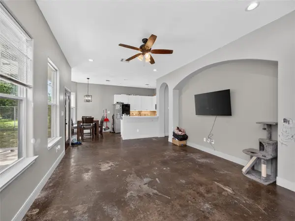 108 W Keomuku LN, Bastrop, TX 78602