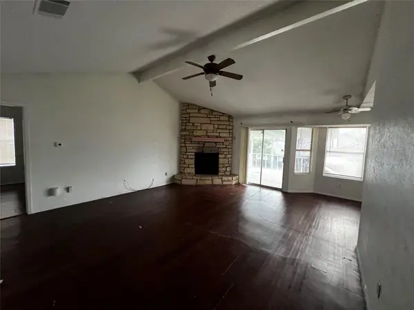 5507 Fence ROW, Austin, TX 78744