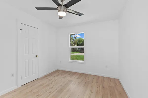 5804 Whitebrook DR, Austin, TX 78724