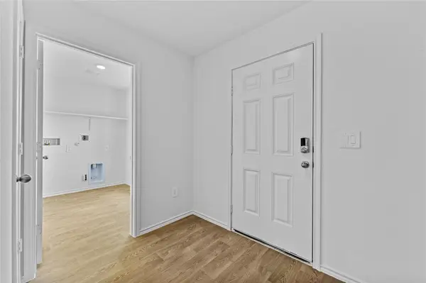 227 Bardwell WAY, Buda, TX 78610