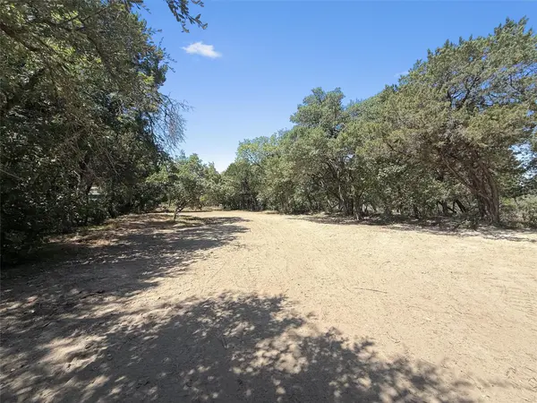 225 N Fawn RDG, Leander, TX 78641